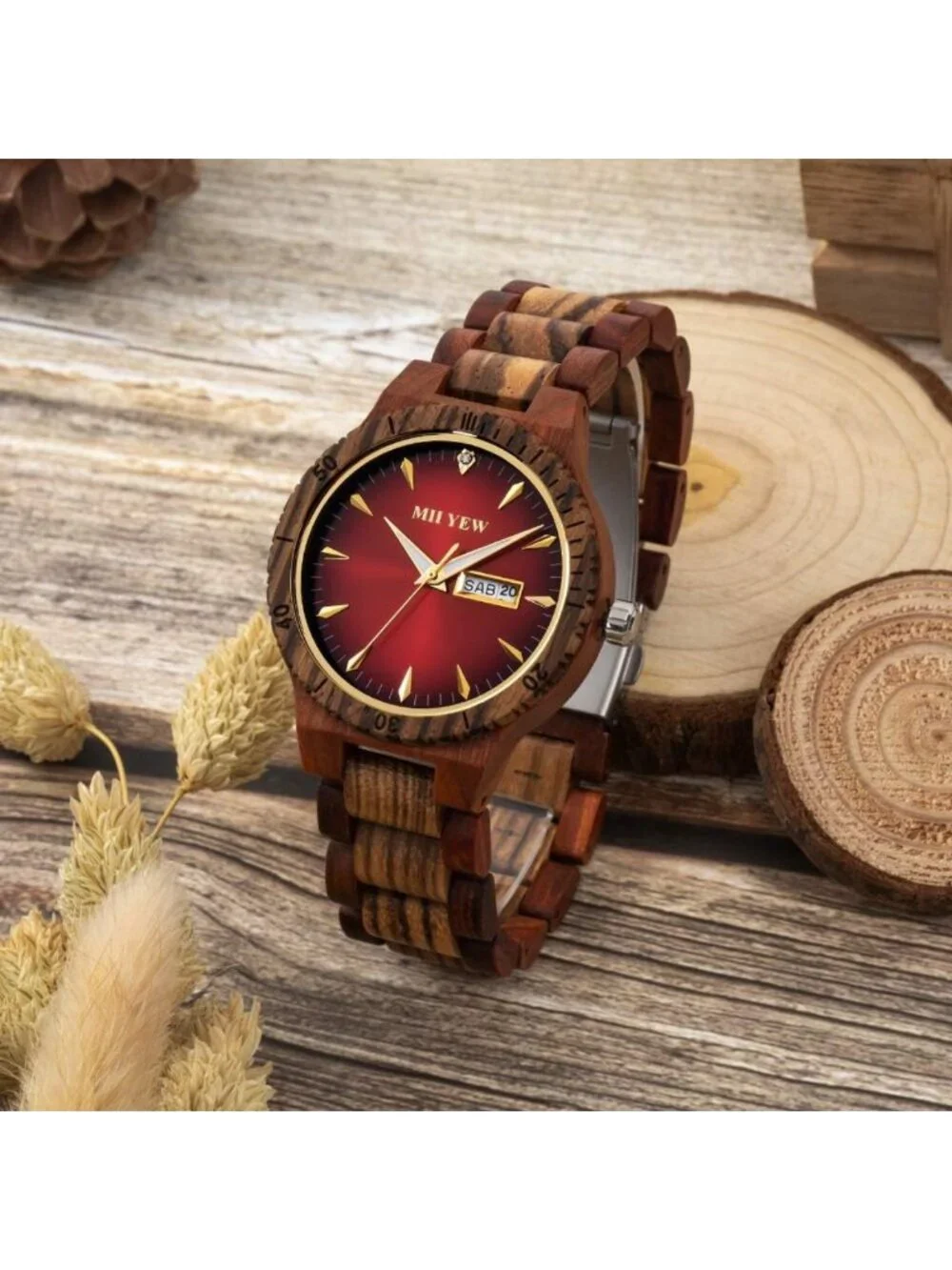 Stylish Men's Lightweight Wooden Watch - Handmade Analog Quartz with Date